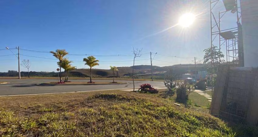 Terreno com 455 m², no Alphaville, aceita financiamento.