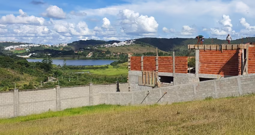 Uma das melhores opções de terreno disponível no condomínio!!