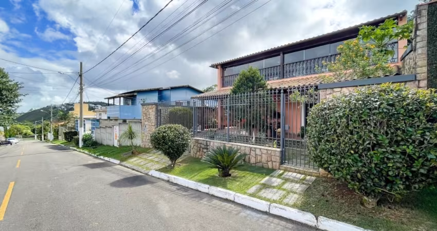 Excelente casa no Condomínio Colinas do Imperador