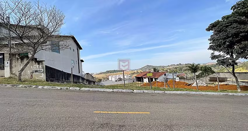 Terreno em condomínio fechado à venda na Rua José Pina, Spina Ville II, Juiz de Fora