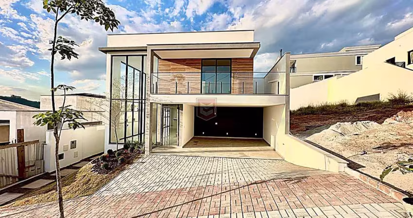 Bela casa de 3 quartos sendo 2 suítes no condomínio estrela alta!