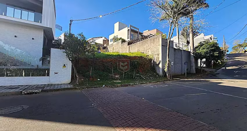 Terreno em condomínio fechado à venda na Rua Heitor Villa Lobos (S Lucas I), São Pedro, Juiz de Fora