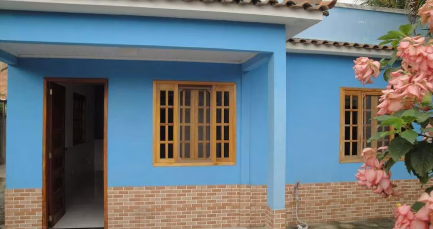 Ótima Oportunidade no Jardim Catarina - Casa com 2 Quartos à venda!