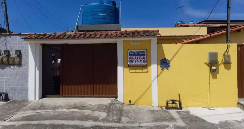 Casa com 2 quartos para alugar na Rua Waldemar Costa Nunes, Vista Alegre, São Gonçalo