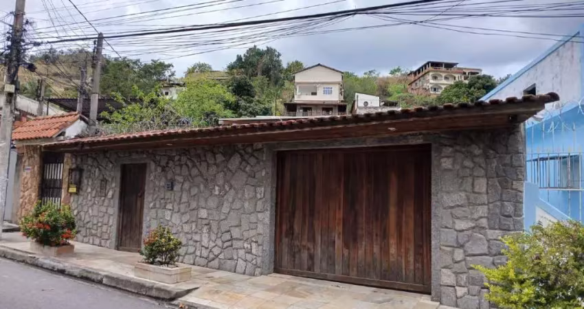 Casa com 3 quartos à venda na Travessa Filgueiras, Fonseca, Niterói
