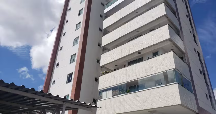 Apartamento de 106m2 com 3 quartos e duas vagas no monte castelo