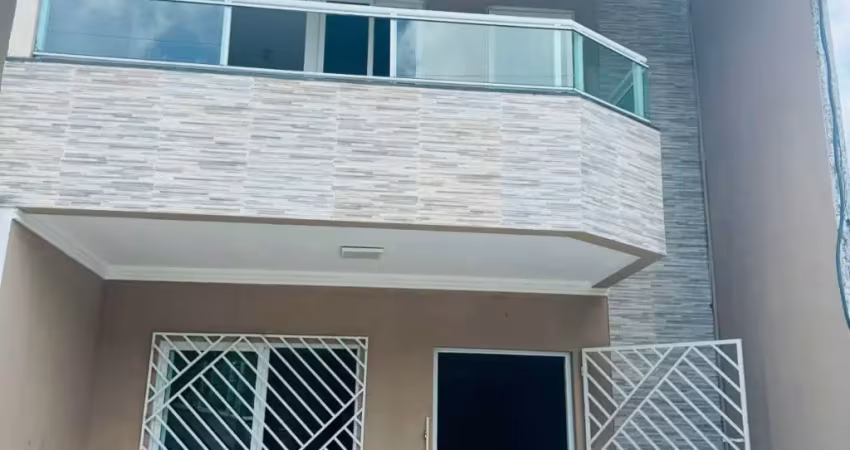 Linda casa duplex com 4 quartos e duas vagas no parque dois irmãos