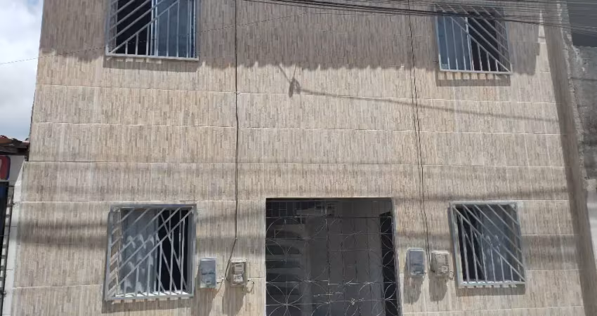 Quitinetes na região da granja lisboa próximo de tudo em excelente rua!