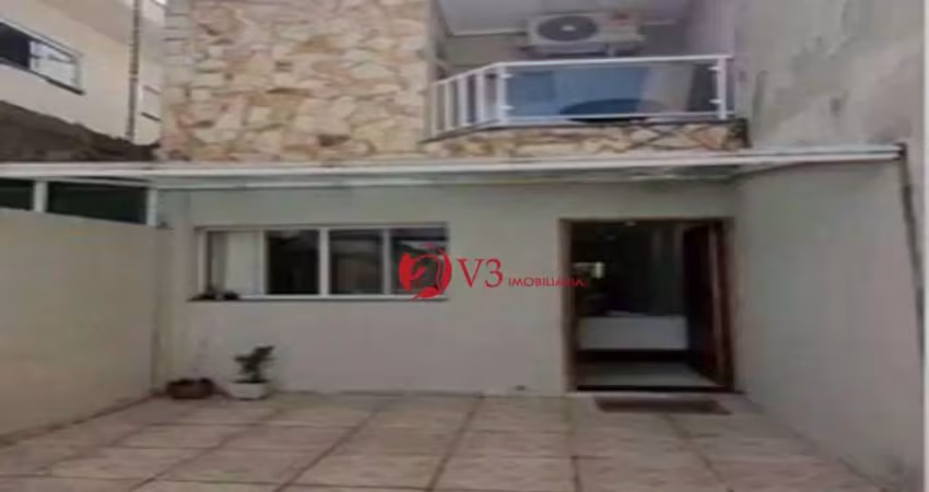 Sobrado a venda no parque do carmo 2 dormitórios sendo 2 suítes, 2 vagas, 84 m²