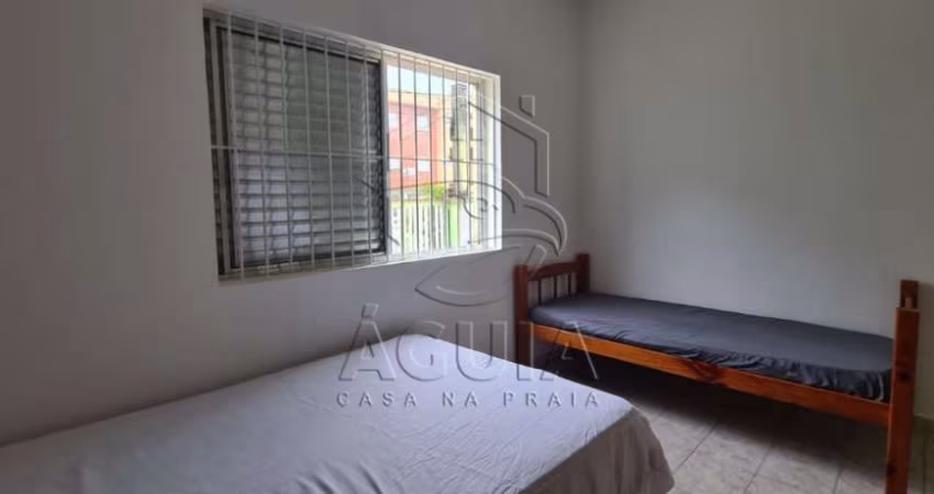 Apartamento mobiliado na Praia Grande de Ubatuba próximo à praia!
