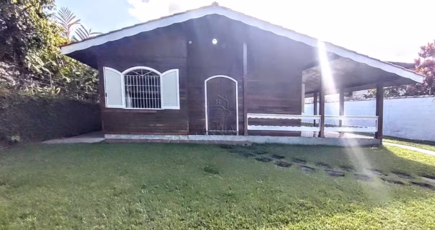 Casa pré fabricada a 150 metros da Praia da Enseada