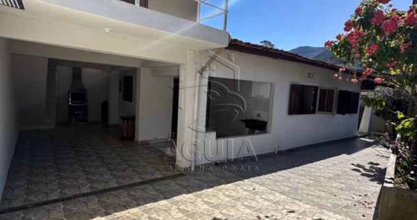 Sobrado com 115 m² no Saco da Ribeira em Ubatuba!