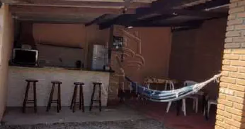 Casa a venda na Praia da Lagoinha Apenas 450 metros da Praia !!!