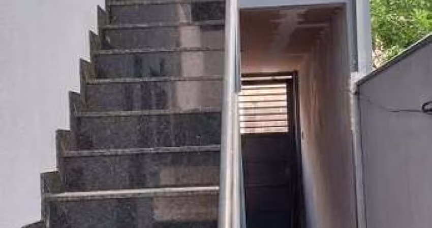 Casa Geminada para Venda em Contagem, Guanabara, 2 dormitórios, 1 suíte, 2 banheiros, 1 vaga