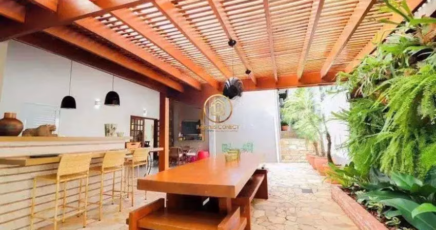 Casa sobrado em condomínio à venda de 360m², 3 dormitórios no Residencial Jatiúc