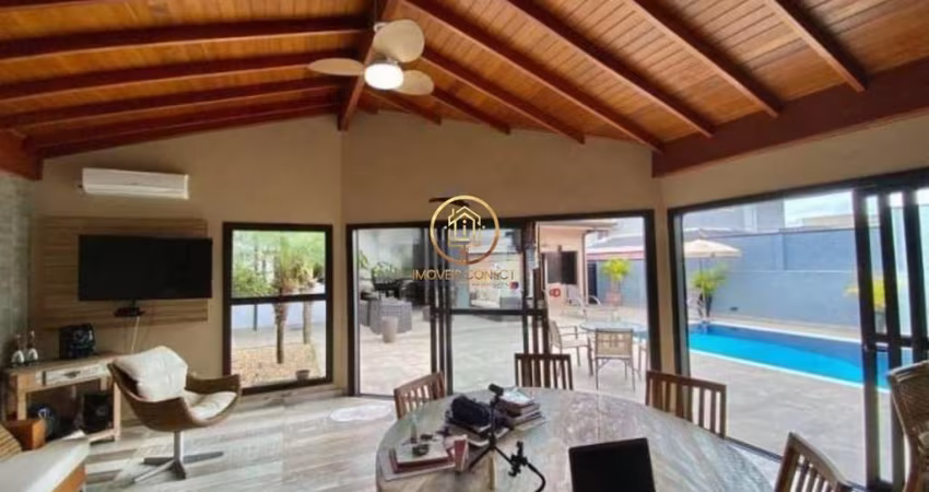Casa á venda em Ville Sainte Hélène 360.00m², 3 Suítes ,4 vagas e piscina