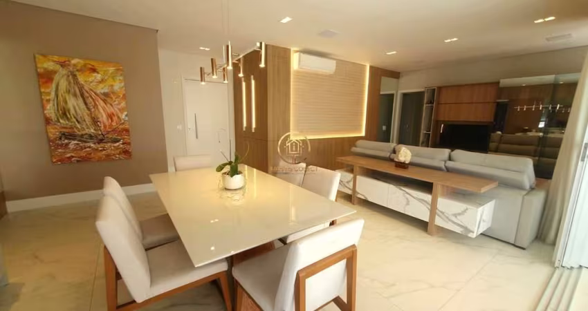 Apartamento de 181m² a venda no Condomínio Uniqueness Cambuí em Campinas.