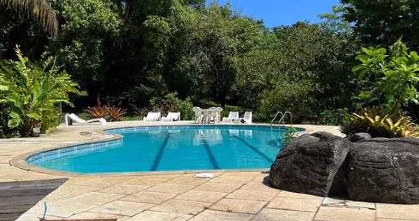 Vendo terreno com benfeitoria de 57 mil m2 Bairro Guarani/Saquarema