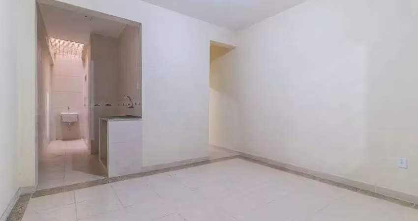 Apartamento com 1 quarto para alugar na Caminho Tancredo Neves, Taquara, Rio de Janeiro