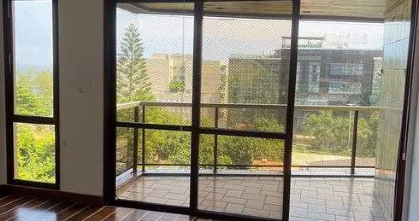 Vendo excelente apartamento de 3 quartos Copacabana/Arpoador 140 m2