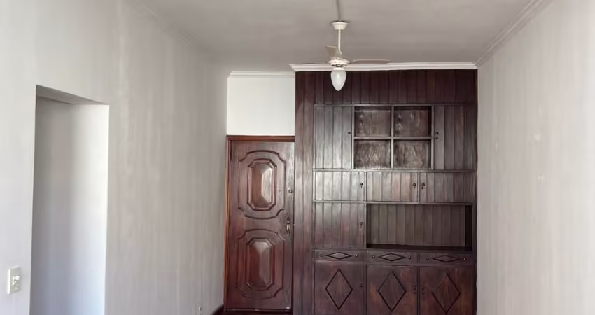 Alugo aparto de 3 quartos sendo 1 suite Flamengo 106m2