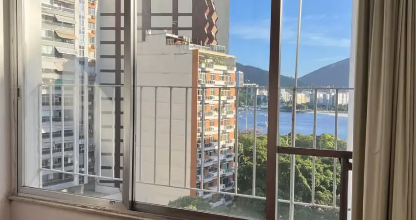 Alugo aparto de 3 quartos sendo 1 suite flamengo 106m2