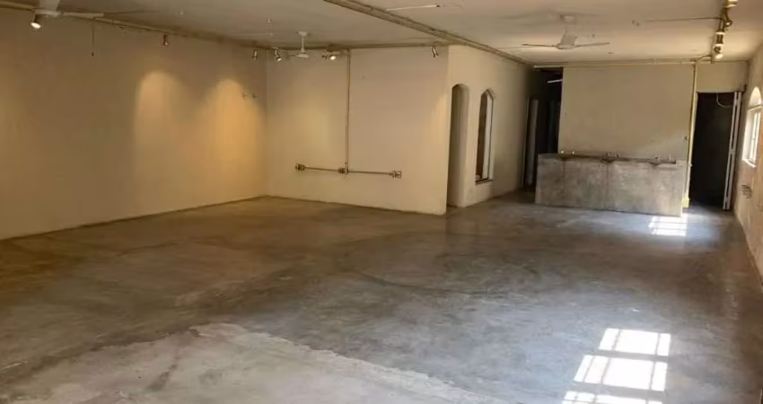 Casa com 5 quartos para alugar na Vila Rosália, Guarulhos 