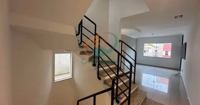 Casa com 4 quartos à venda no Jardim Maia, Guarulhos 