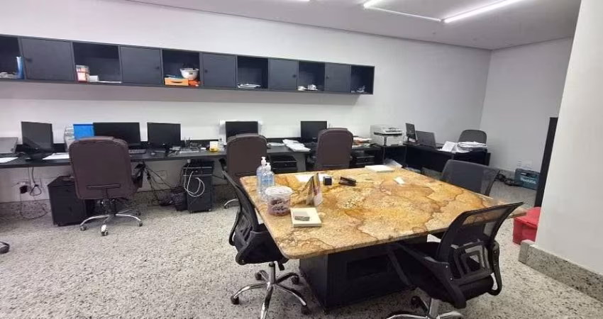 Prédio comercial em Jardim Santa Francisca  -  Guarulhos