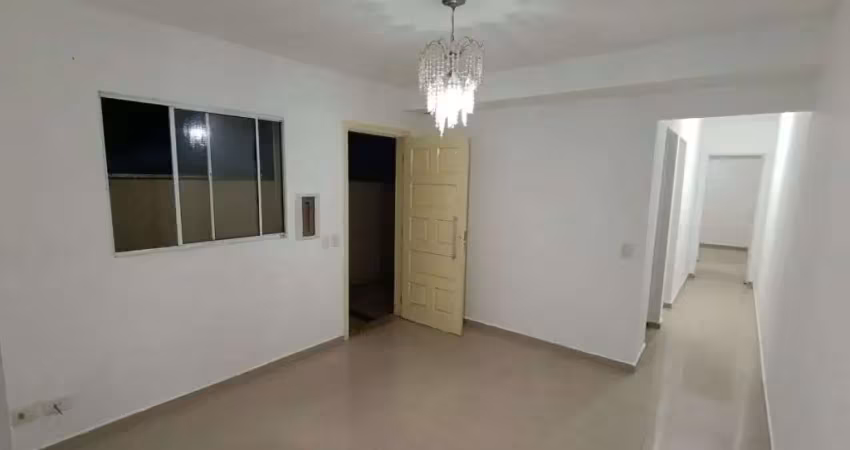 Casa com 2 quartos para alugar no Jardim Ferrão, Guarulhos 