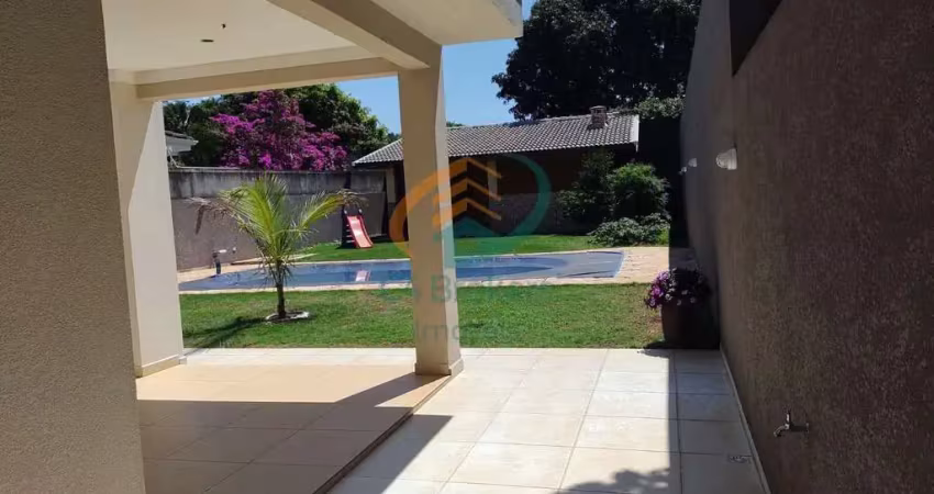 Casa com 3 quartos à venda na Vila Santista, Atibaia 