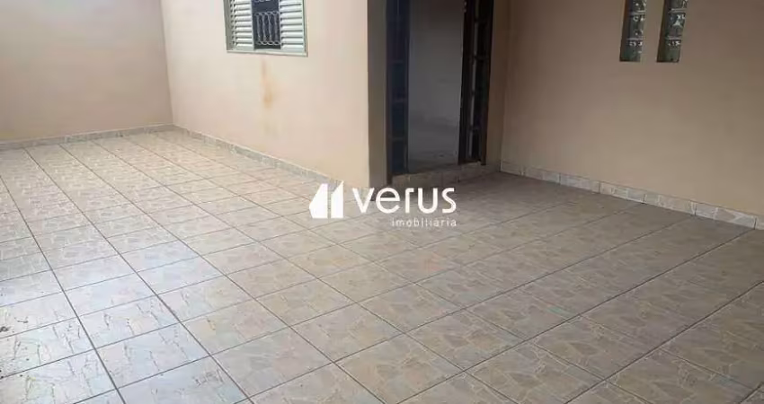 Casa com 3 quartos à venda na Cidade Jardim, Uberlândia 