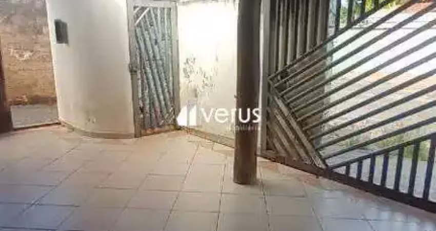 Casa com 3 quartos à venda no Jardim das Palmeiras, Uberlândia 