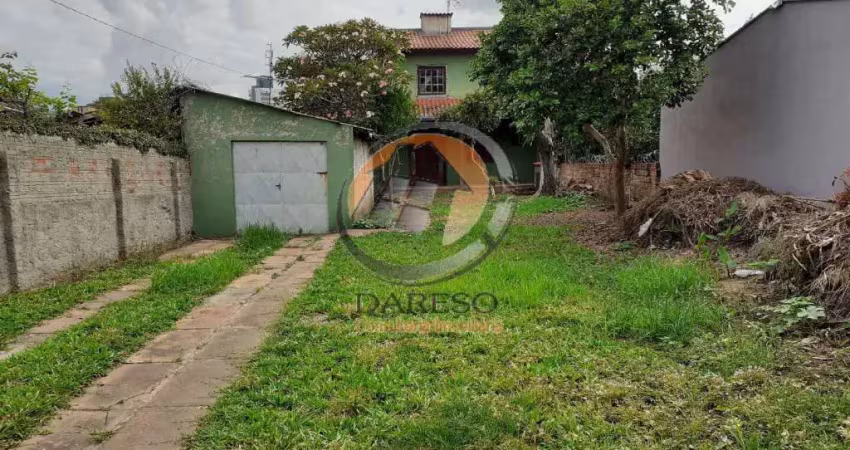 SOBRADO C/ TERRENNO DE 374,00m² SENDO AO LADO DA AV. JOÃO PEREIRA DE VARGAS