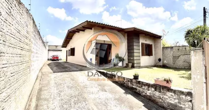 LINDA CASA COM SUÍTE E PÁTIO AMPLO NO LOT. BELA VISTA