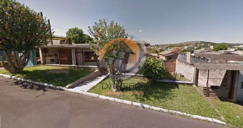CASA DE ALVENARIA C/ 2 DORMITÓRIOS EM LOCALIZAÇÃO PRIVILEGIADA