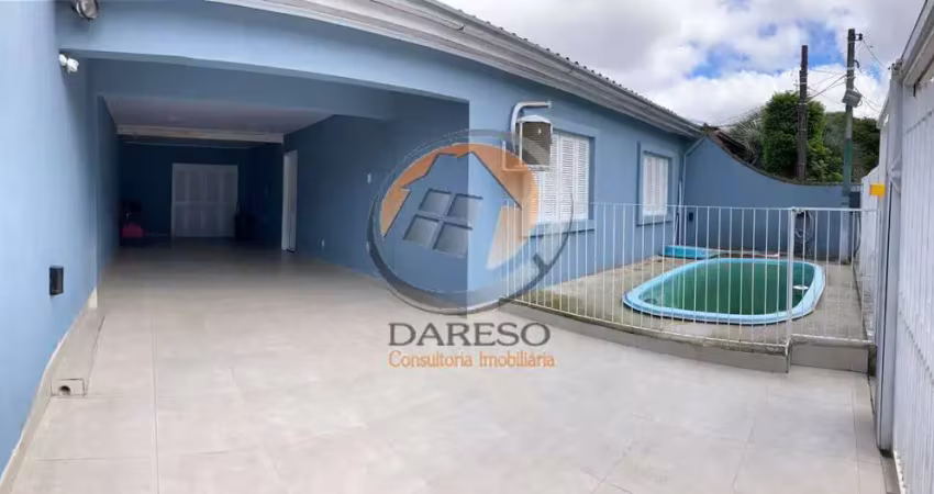CASA C/ 4 DORMITÓRIOS, SENDO 1 SUÍTE C/ CLOSET. PISCINA E ESPAÇO GOURMET