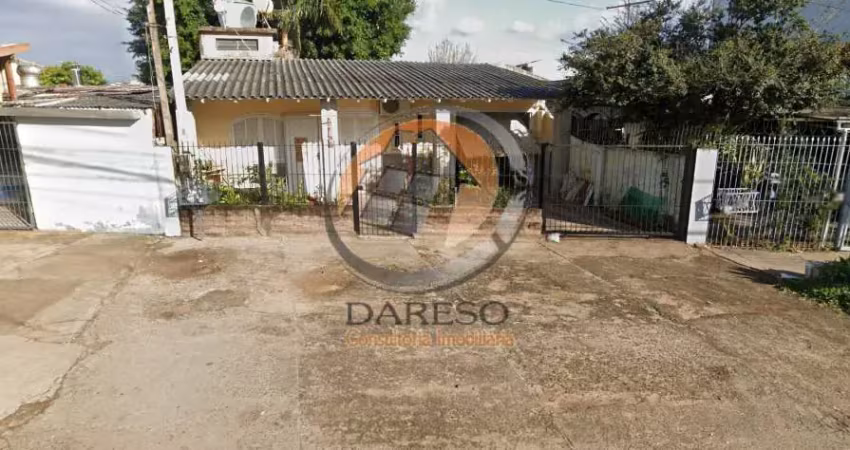 CASA DE ALVENARIA COM 3 DORMITÓRIOS EM LOCALIZAÇÃO PRRIVILEGIADA