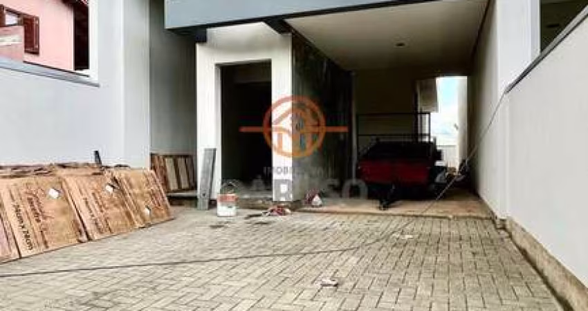 LINDA CASA NOVA NO LOT. JARDIM ANCHIETA C/ SUÍTE E 1 DORM.