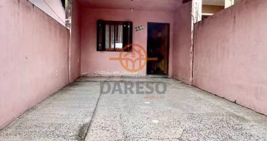 LINDO SOBRADO DE 2 DORM. C/ PÁTIO NA FRENTE E FUNDOS EM ÓTIMA LOCALIZAÇÃO