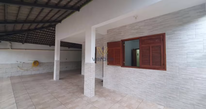 Casa à venda no Centro por R$  600.000 em Ouro Branco - MG