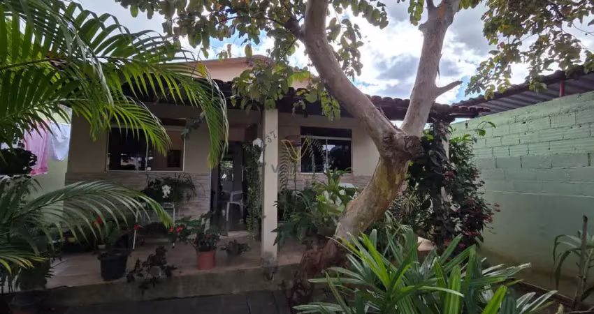 Casa com 2 quartos à venda na Rua Rio Grande do Norte, Luzia Augusta, Ouro Branco