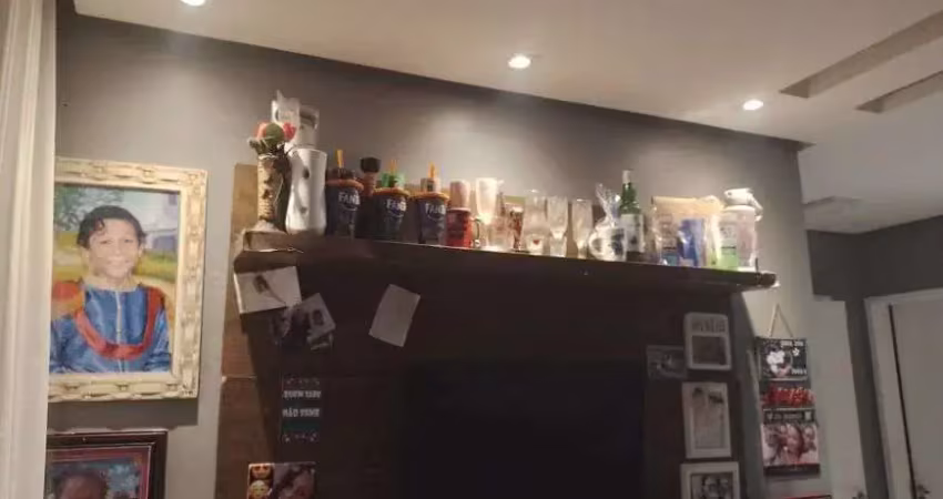 Casa padrão no casa no horto santa maria com 200m² ,1 banheiros ,2 vagas