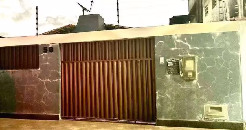 Casa com 3 quartos à venda na Rua Cinegrafista Pinheiro, 533, Aeroporto, Aracaju