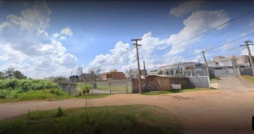 Terreno à venda no Condomínio dos Lagos em Campinas/SP.