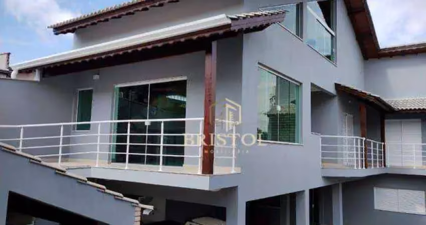 Casa com 3 quartos à venda na Rua Treze de Maio, Vila Galvão, Guarulhos