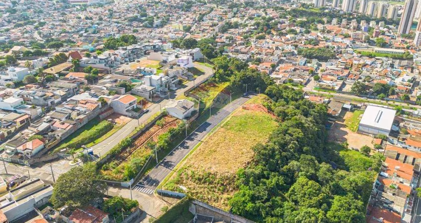 Terreno residencial de 343 m2 na Vila Aparecida