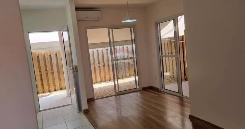 casa térrea em condomínio,para locação, com 3 dormitórios, sendo 1 suíte : A casa do Sr Antônio e sua família ,,