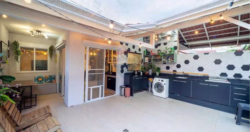 Casa 2 dormitórios, sendo 1 suite ,2 vagas no Condomínio Casas da Toscana : A casa do espaço gourmet.