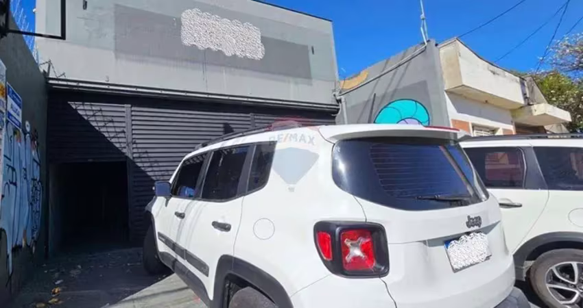 Salão comercial com 130m², na av. frederico ozanam, em frente ao maxi shopping.
